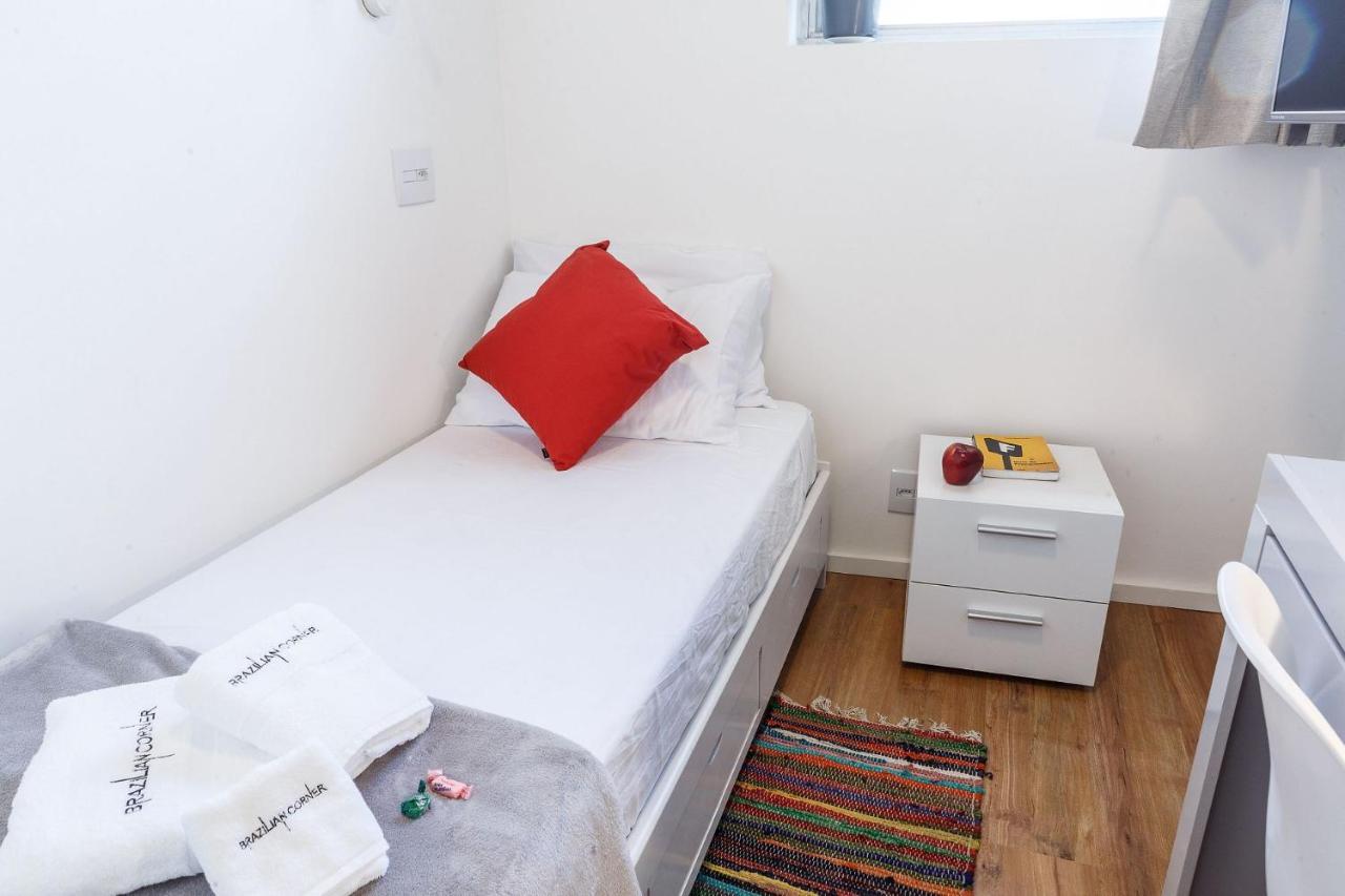 Apartamento Com Quintal Em Alto De Pinheiros Sao Paulo Bagian luar foto